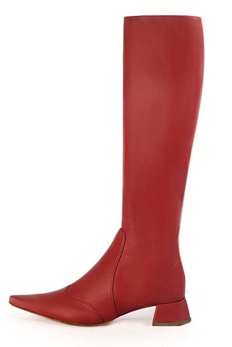 Scarlet red women's feminine knee-high boots. Pointed toe. Low flare heels. Made to measure. Profile view - Florence KOOIJMAN